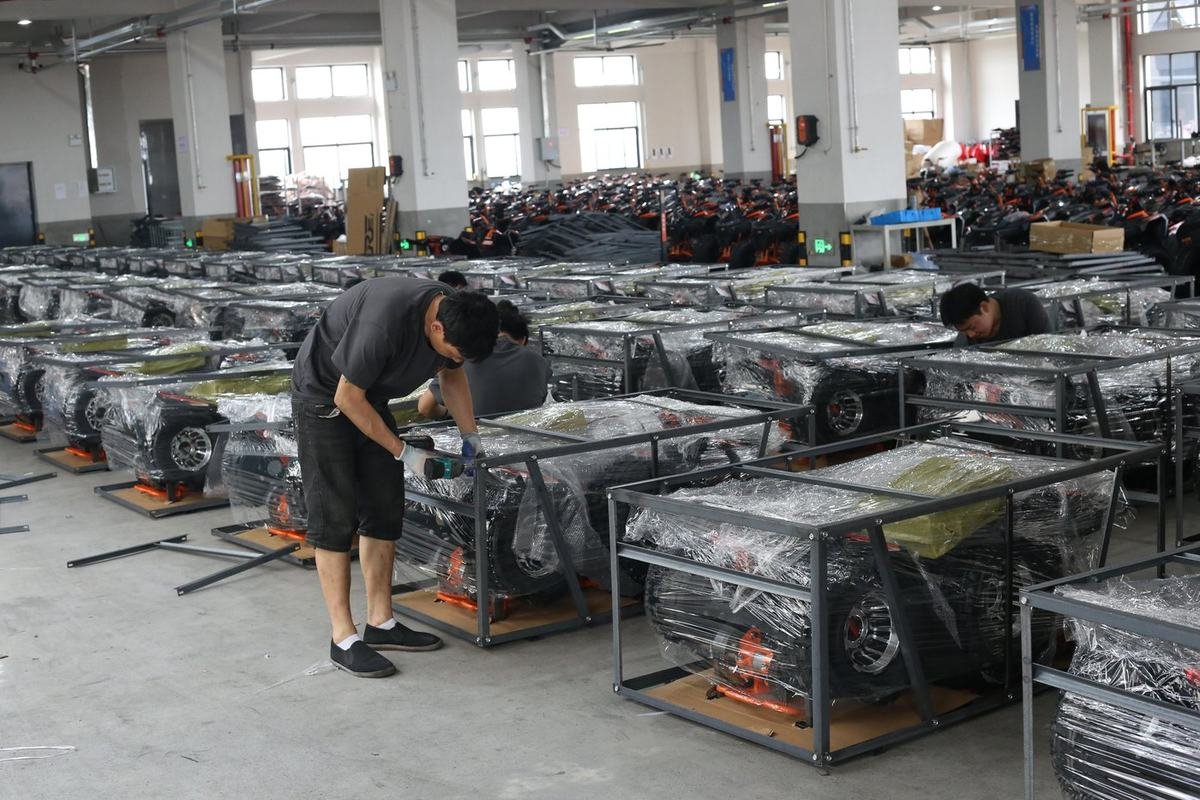 Off-road vehicle packaging and container loading preparation