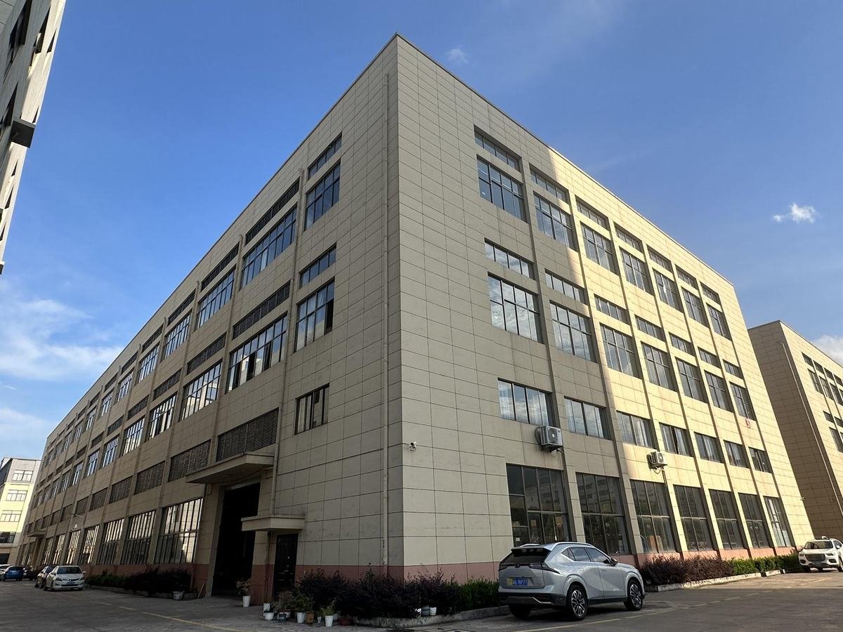 Toraktech factory building for certified off-road vehicle export