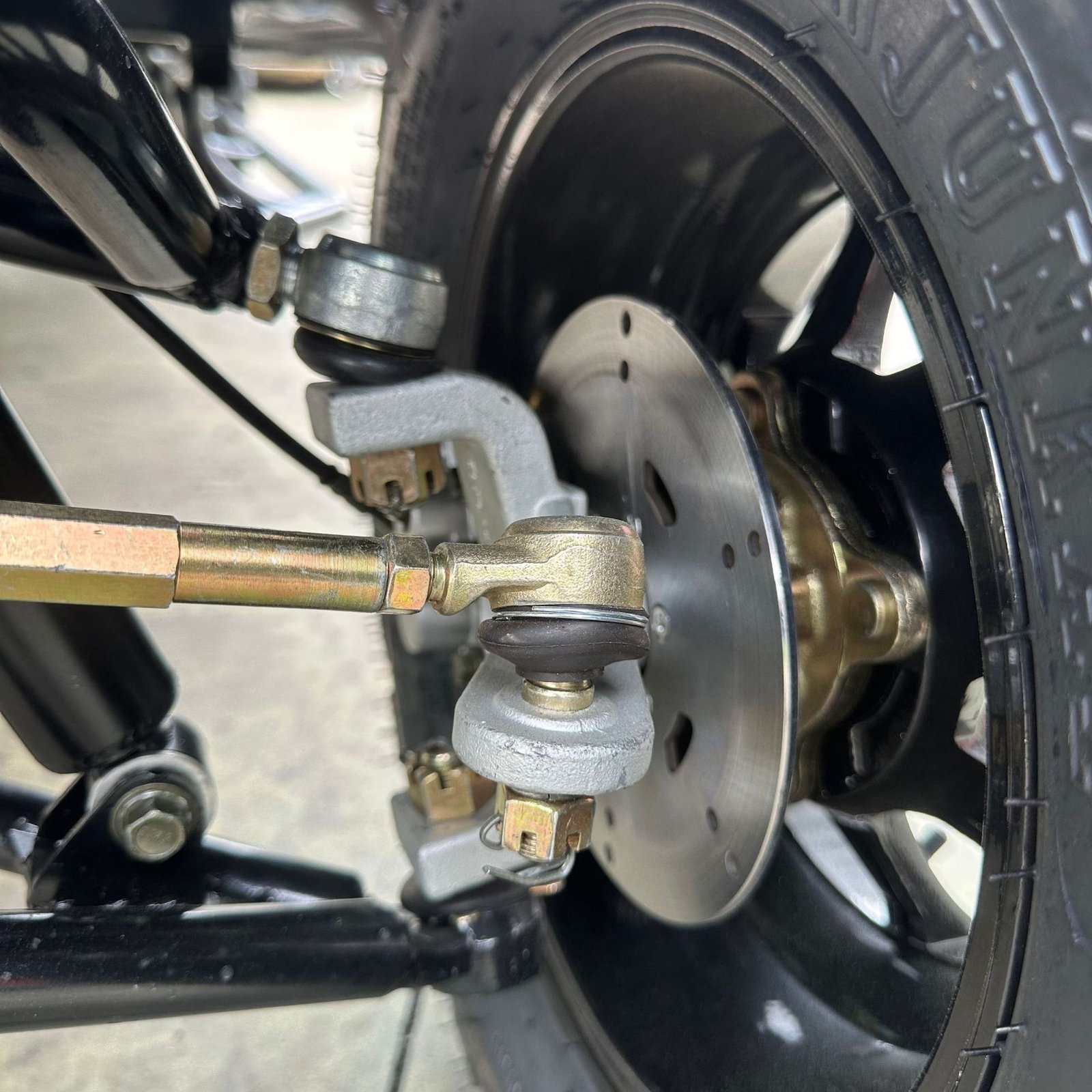300cc gas jeep steering and brake detail for off-road rental fleet maintenance